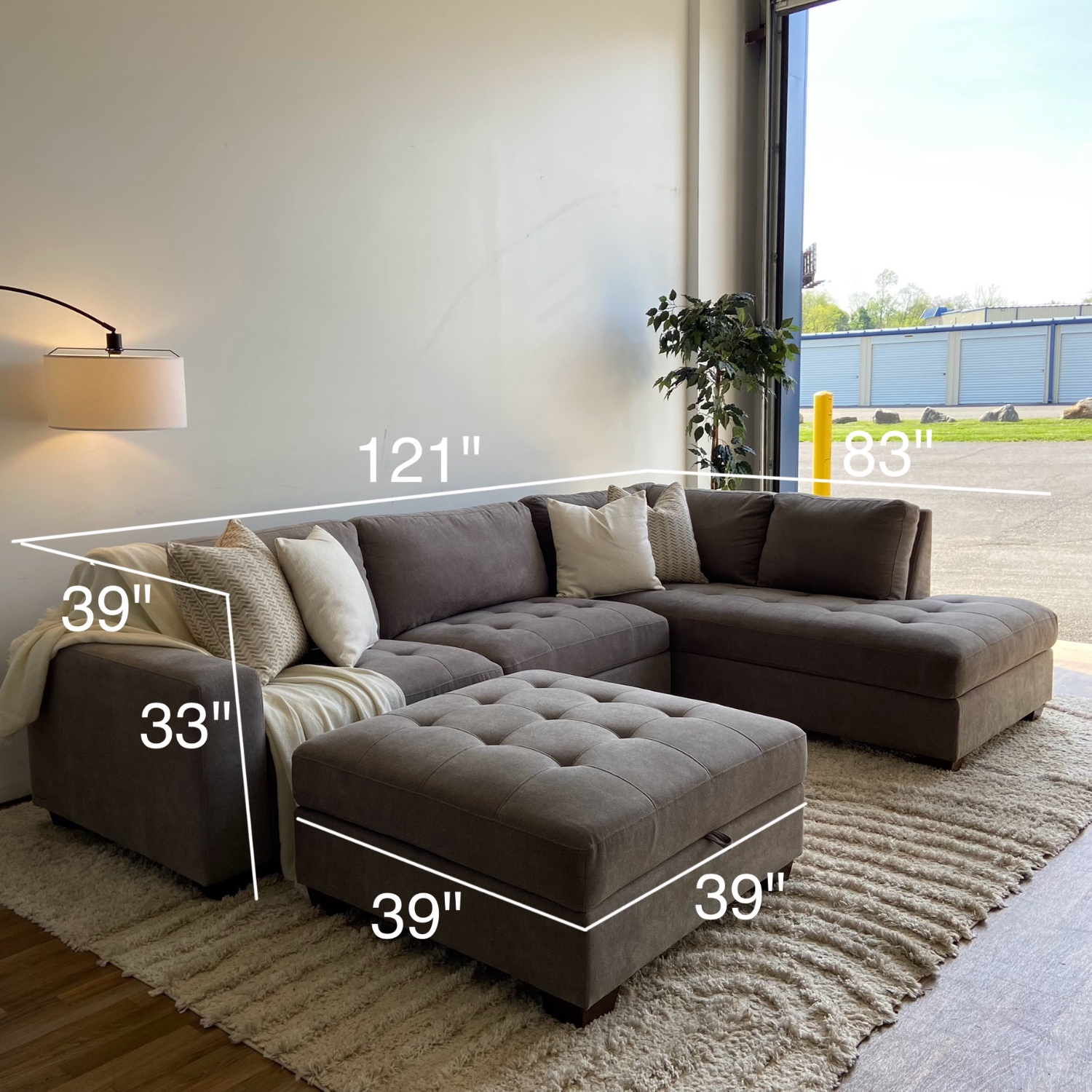 Like New Thomasville sectional couch with ottoman Image #2 | Ivy Store