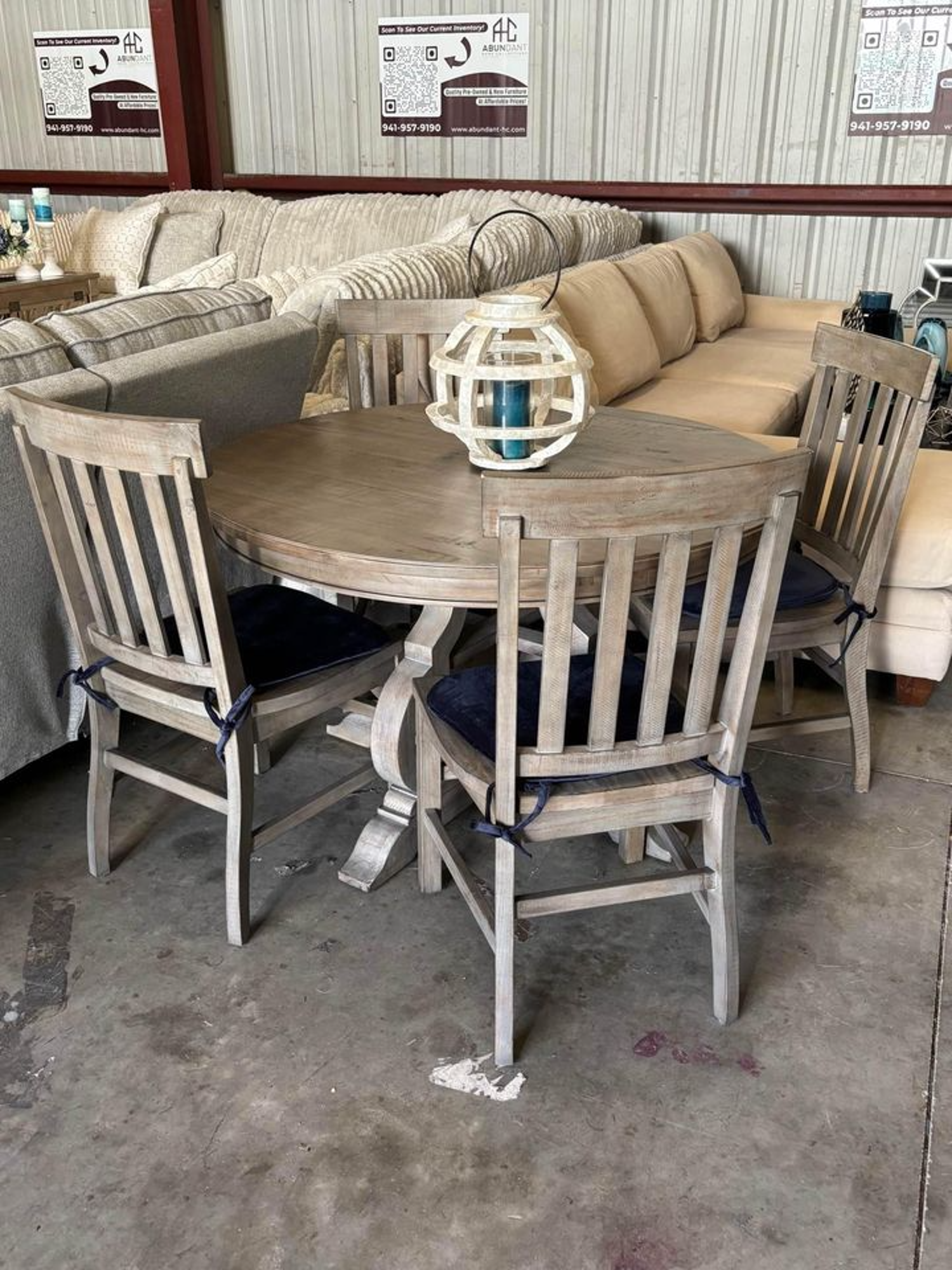 Gray Wooden Dining Table! Super Attractive and Well Made! DELIVERY AVAILABLE!!! Image #1 | Ivy Store