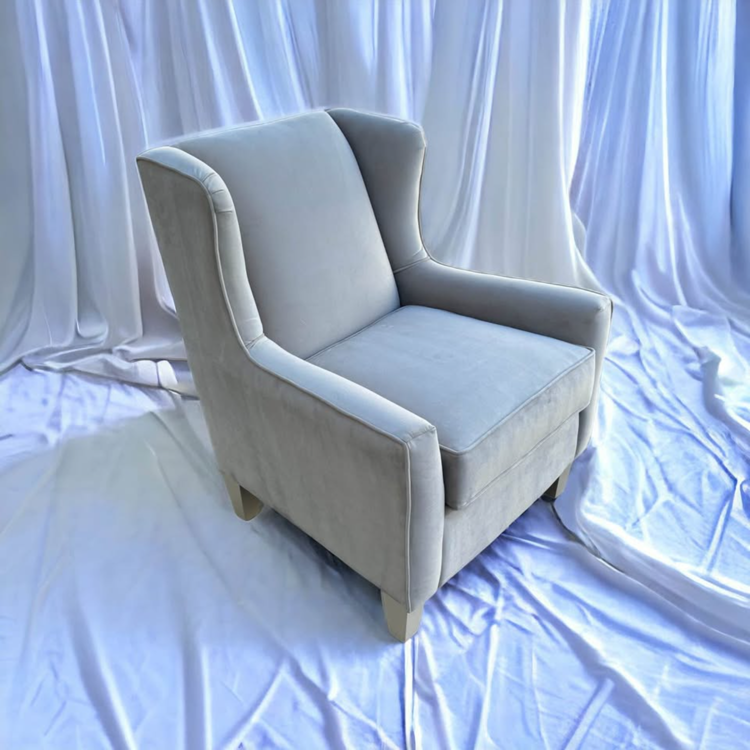 White Velvet Chair from Matter Brothers! Like New & Super Comfortable! DELIVERY AVAILABLE!!! Image #2 | Ivy Store