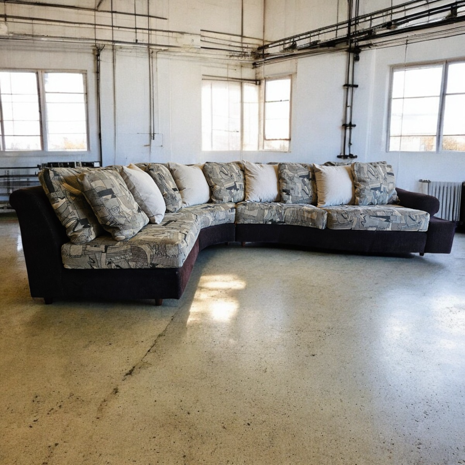  Modern Cantoni Custom Sectional 🚛 Can Deliver🚫 NO DEPOSIT NEEDED image | Ivy Store
