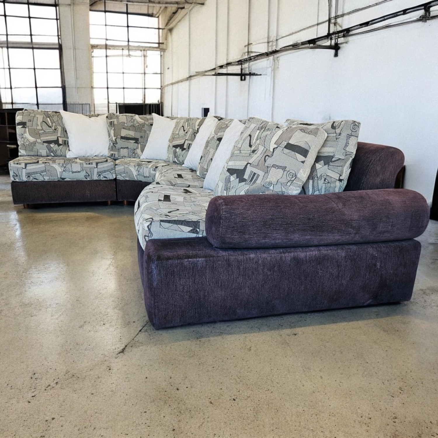  Modern Cantoni Custom Sectional 🚛 Can Deliver🚫 NO DEPOSIT NEEDED image | Ivy Store