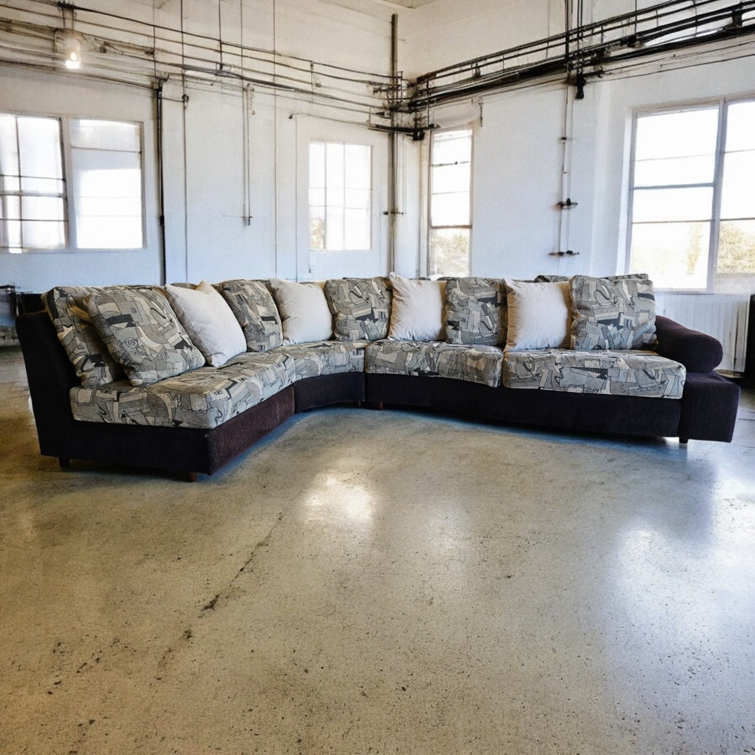 Modern Cantoni Custom Sectional 🚛 Can Deliver🚫 NO DEPOSIT NEEDED image | Ivy Store