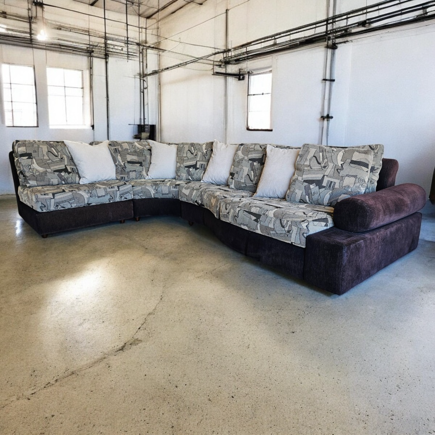  Modern Cantoni Custom Sectional 🚛 Can Deliver🚫 NO DEPOSIT NEEDED image | Ivy Store