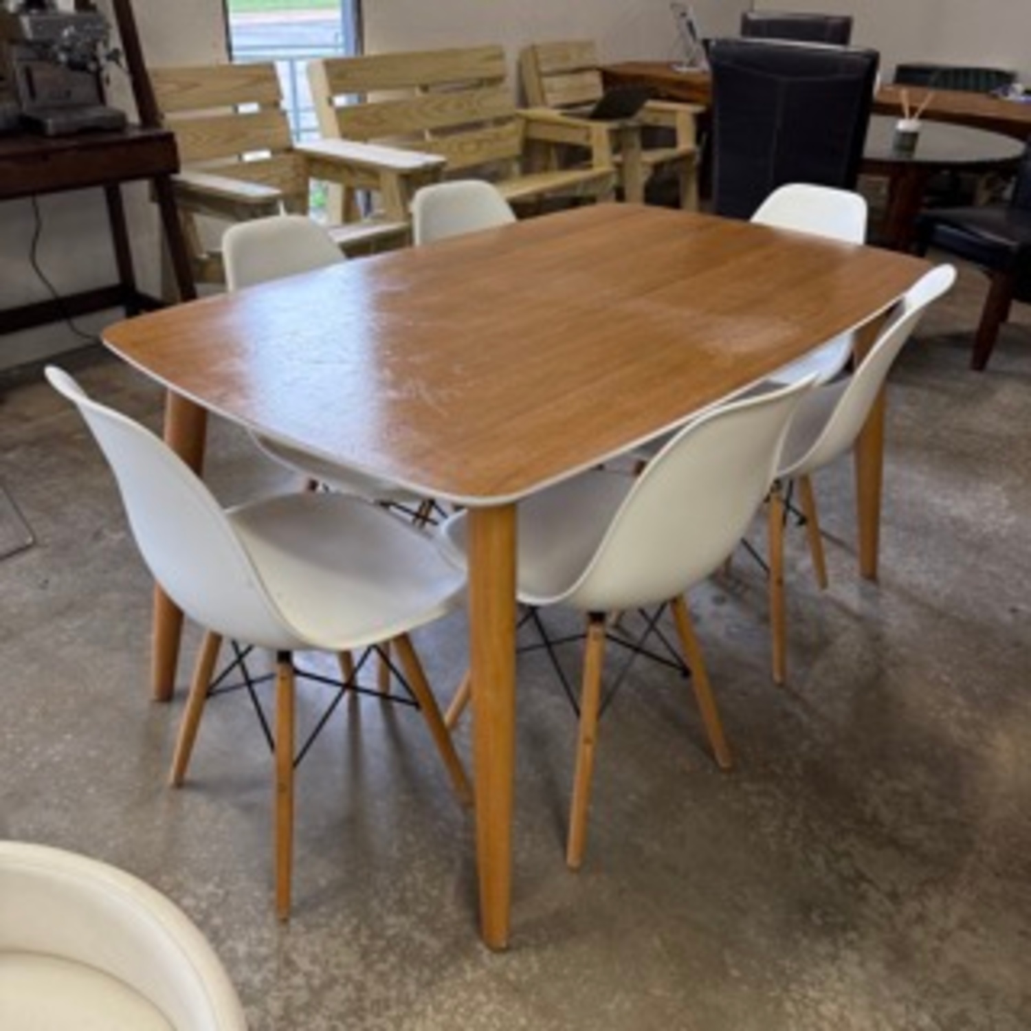 MCM Dining Table image | Ivy Store