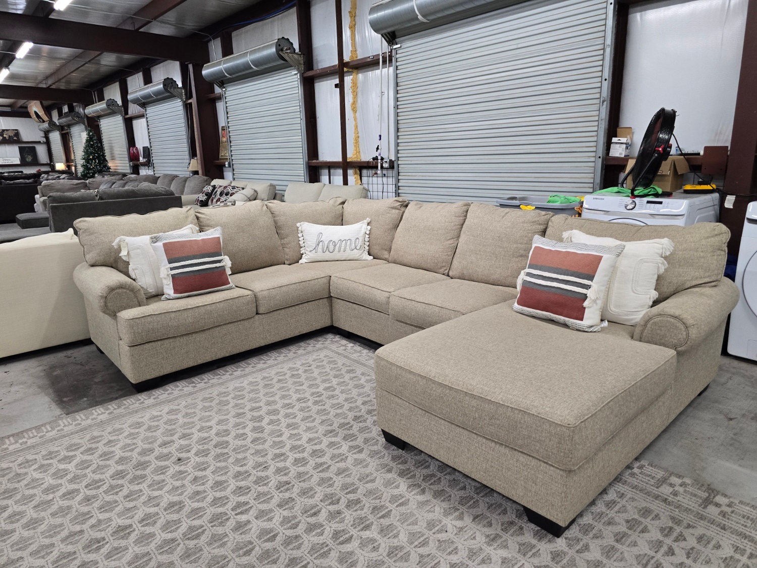 Beautiful Beige Sectional Couch   🚛 CAN DELIVER TODAY 🚚 Image #2 | Ivy Store