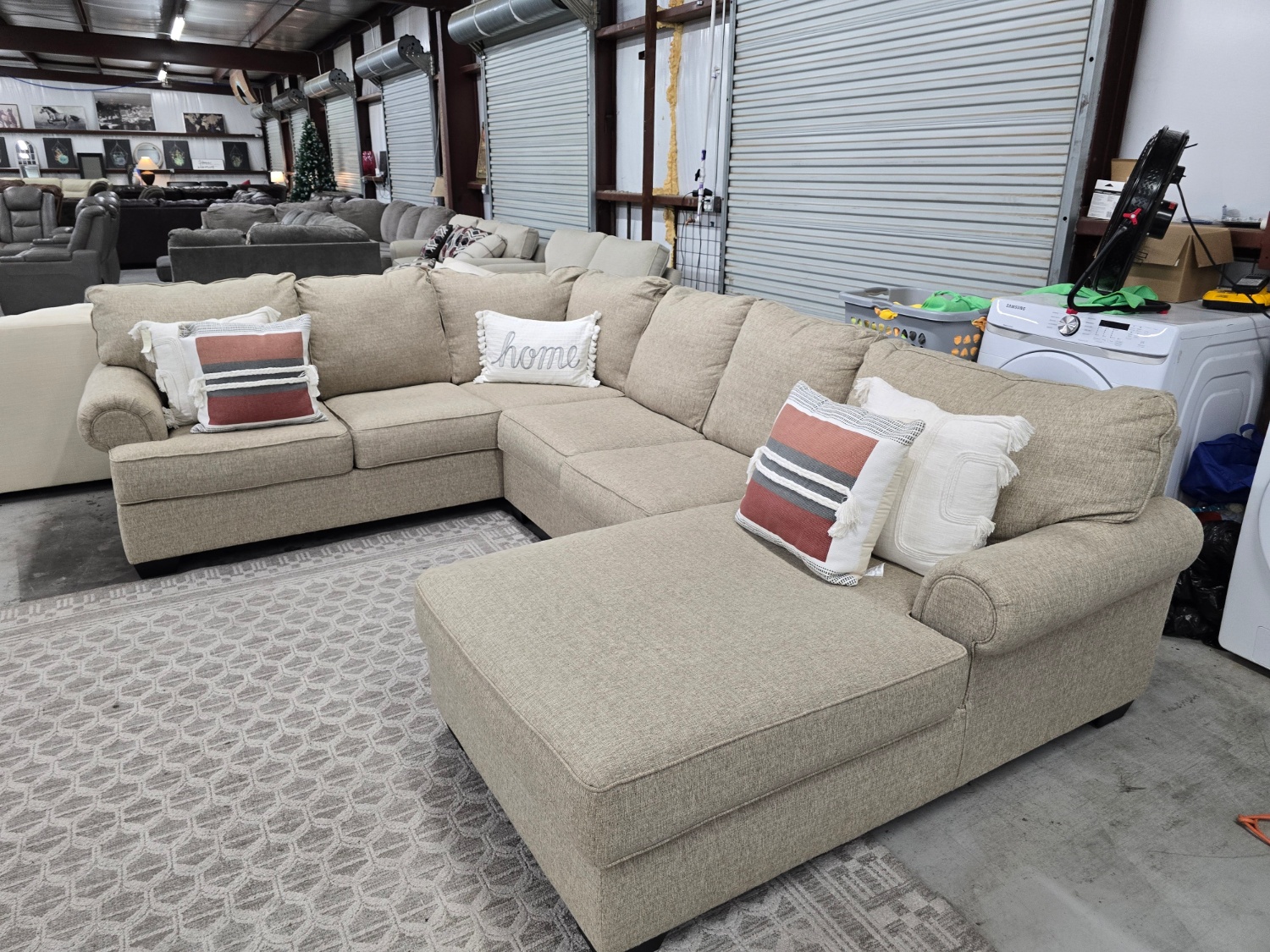 Beautiful Beige Sectional Couch   🚛 CAN DELIVER TODAY 🚚 Image #1 | Ivy Store