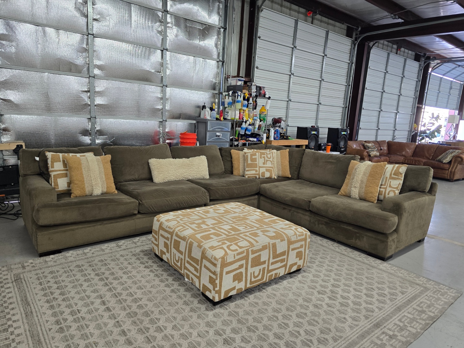Big Brown Cindy Crawford Sectional Couch For Sale With Ottoman & pillows 🚛 CAN DELIVER TODAY 🚚 image | Ivy Store