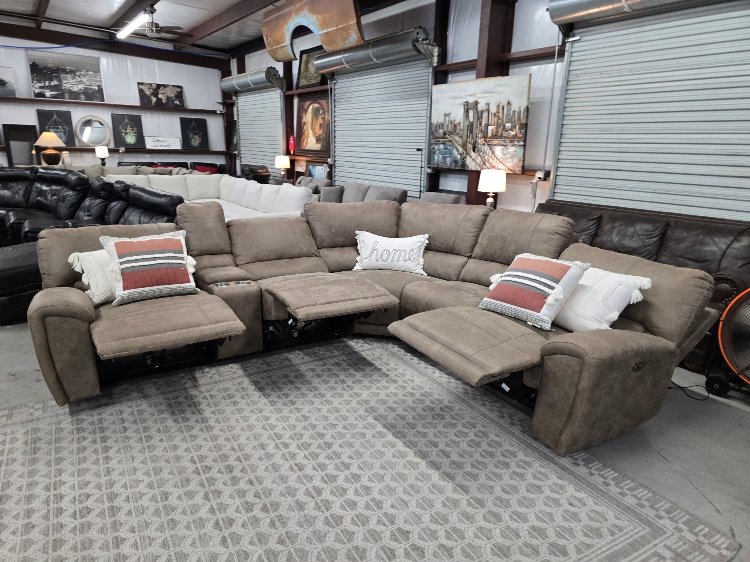 Gorgeous Power Reclining Sectional Couch  🚛 FAST SAME DAY DELIVERY! 🚚 Image #2 | Ivy Store