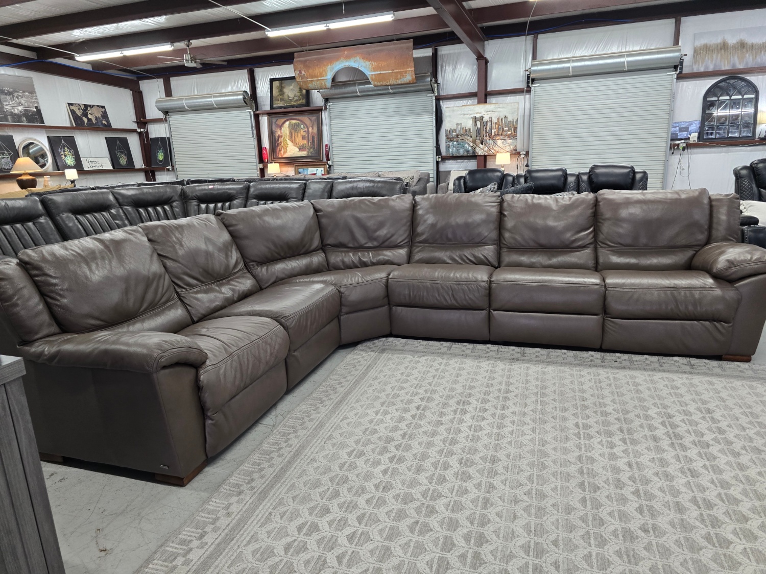 Natuzzi Leather Sectional Couch For Sale with 🚛 FAST SAME DAY DELIVERY! 🚚 image | Ivy Store