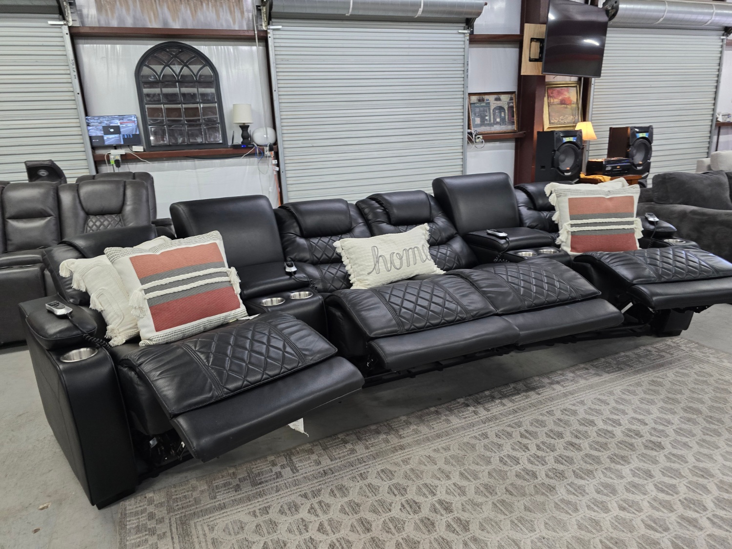Black Theater power Reclining Sectional 🚛 FAST SAME DAY DELIVERY! 🚚 Image #1 | Ivy Store