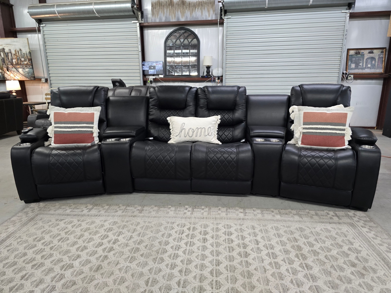 Black Theater power Reclining Sectional 🚛 FAST SAME DAY DELIVERY! 🚚 Image #1 | Ivy Store