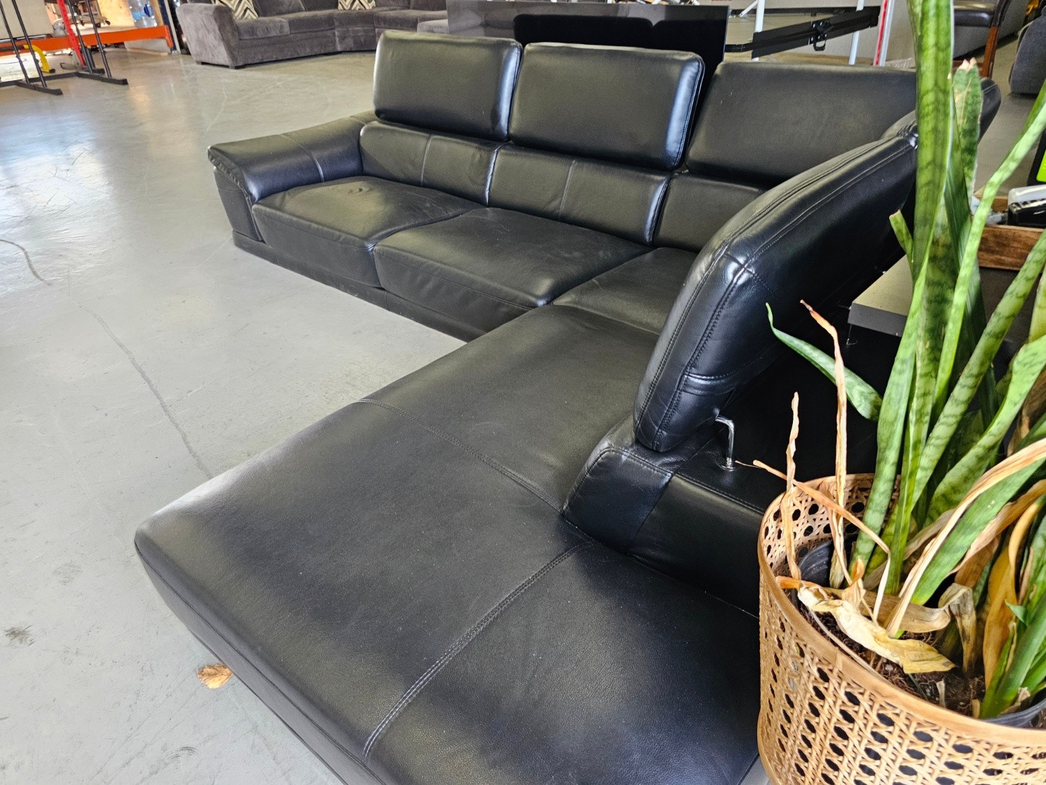 Dark Leather Sectional for sale with 🚛 FAST SAME DAY DELIVERY! 🚚 Image #2 | Ivy Store
