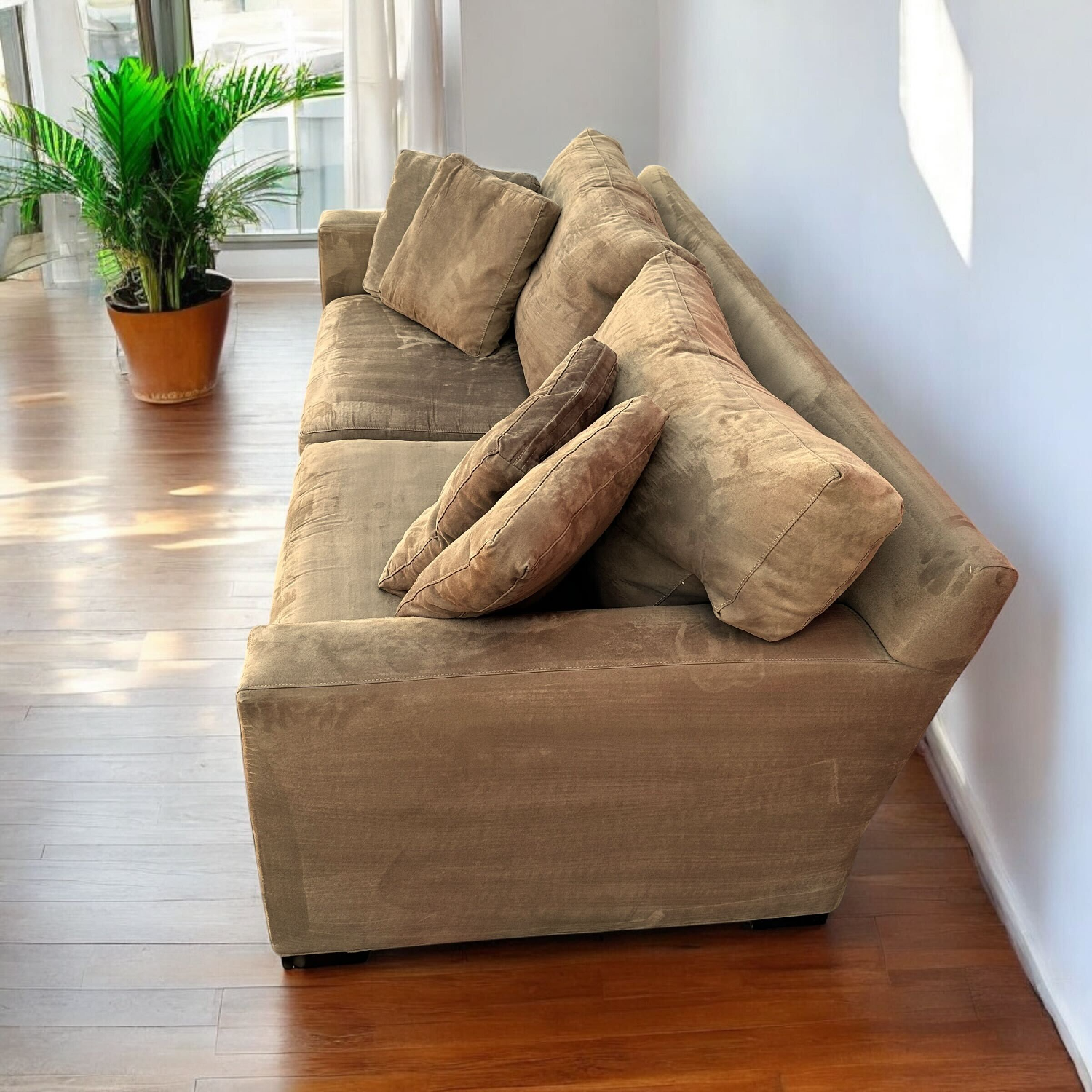 Crate & Barrel Axis II Sofa image | Ivy Store