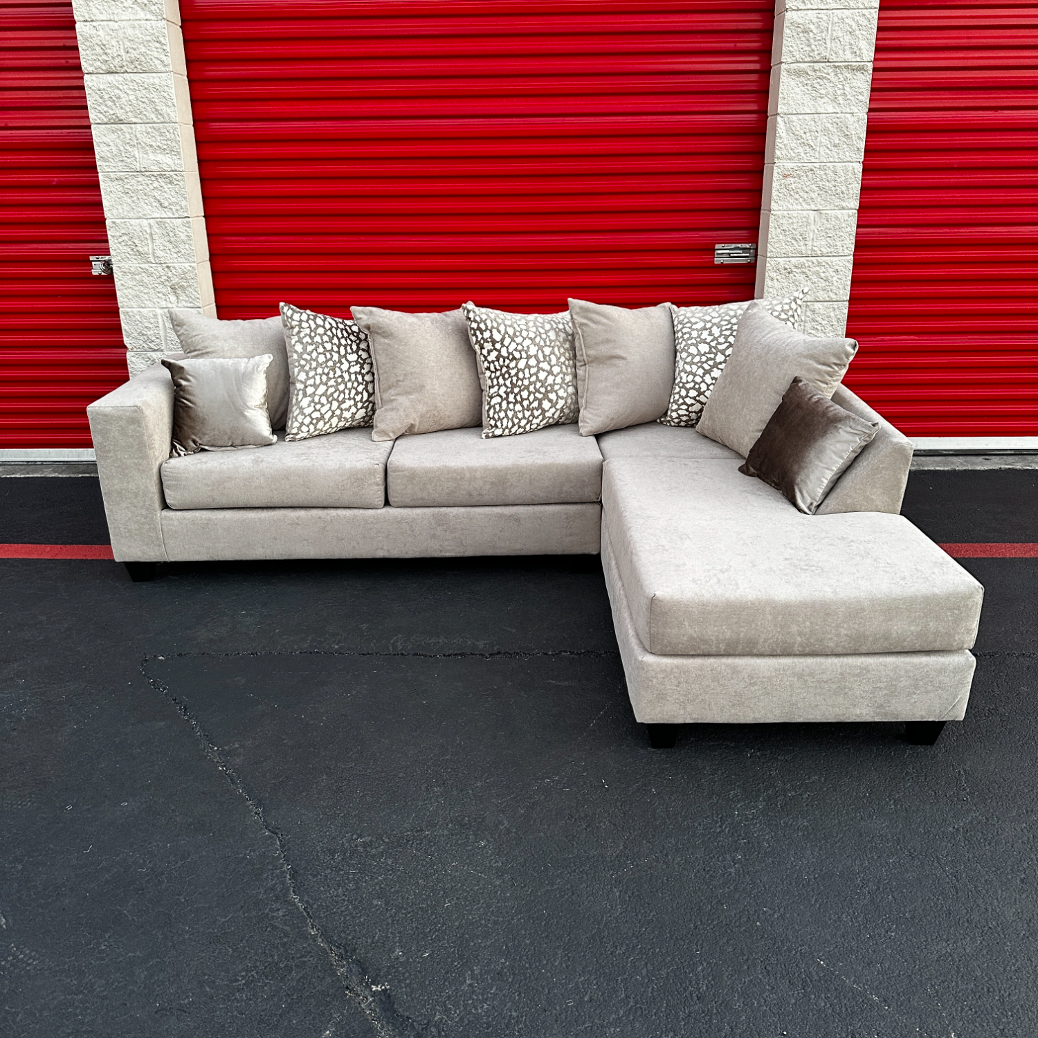 New Sectional Couch (Free Delivery) Image #2 | Ivy Store