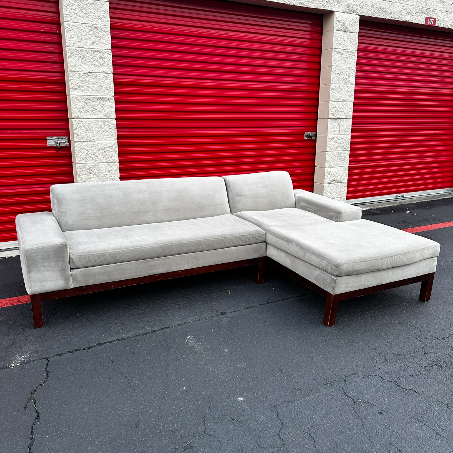 West Elm Lorimer Sectional (Free Delivery)  image | Ivy Store