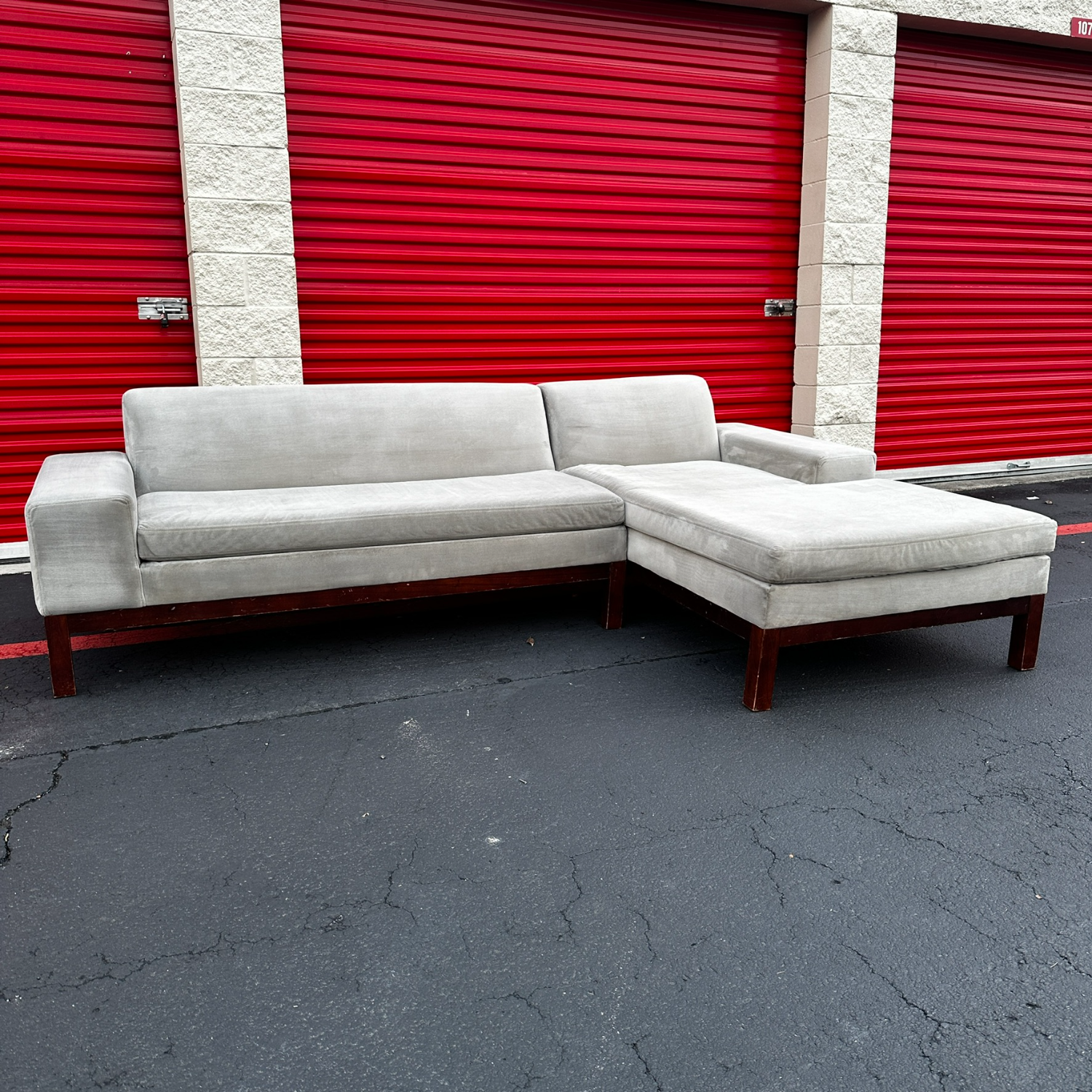 West Elm Lorimer Sectional (Free Delivery)  image | Ivy Store