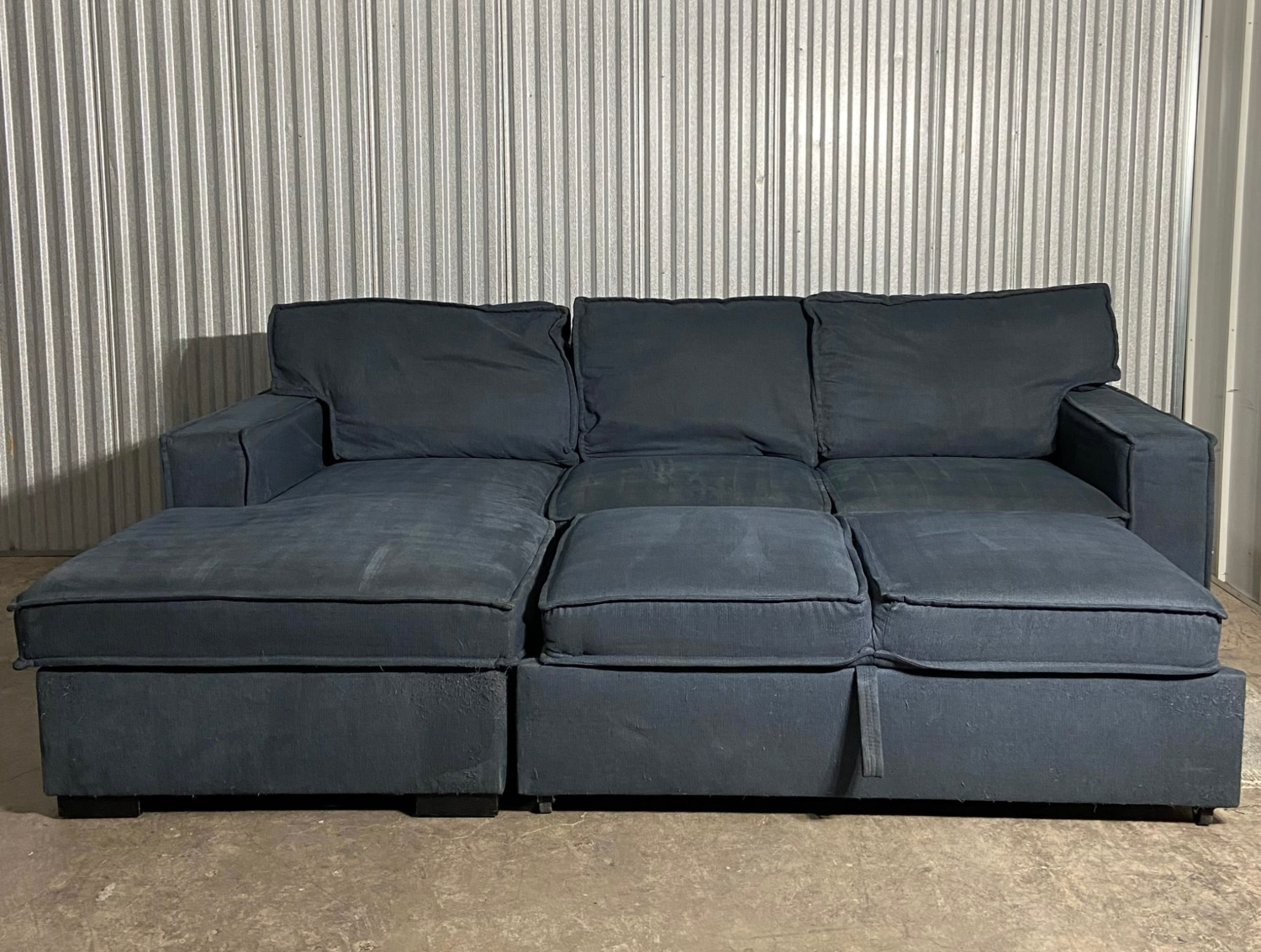 (Delivery Available) Bob's Furniture Sleeper Couch image | Ivy Store