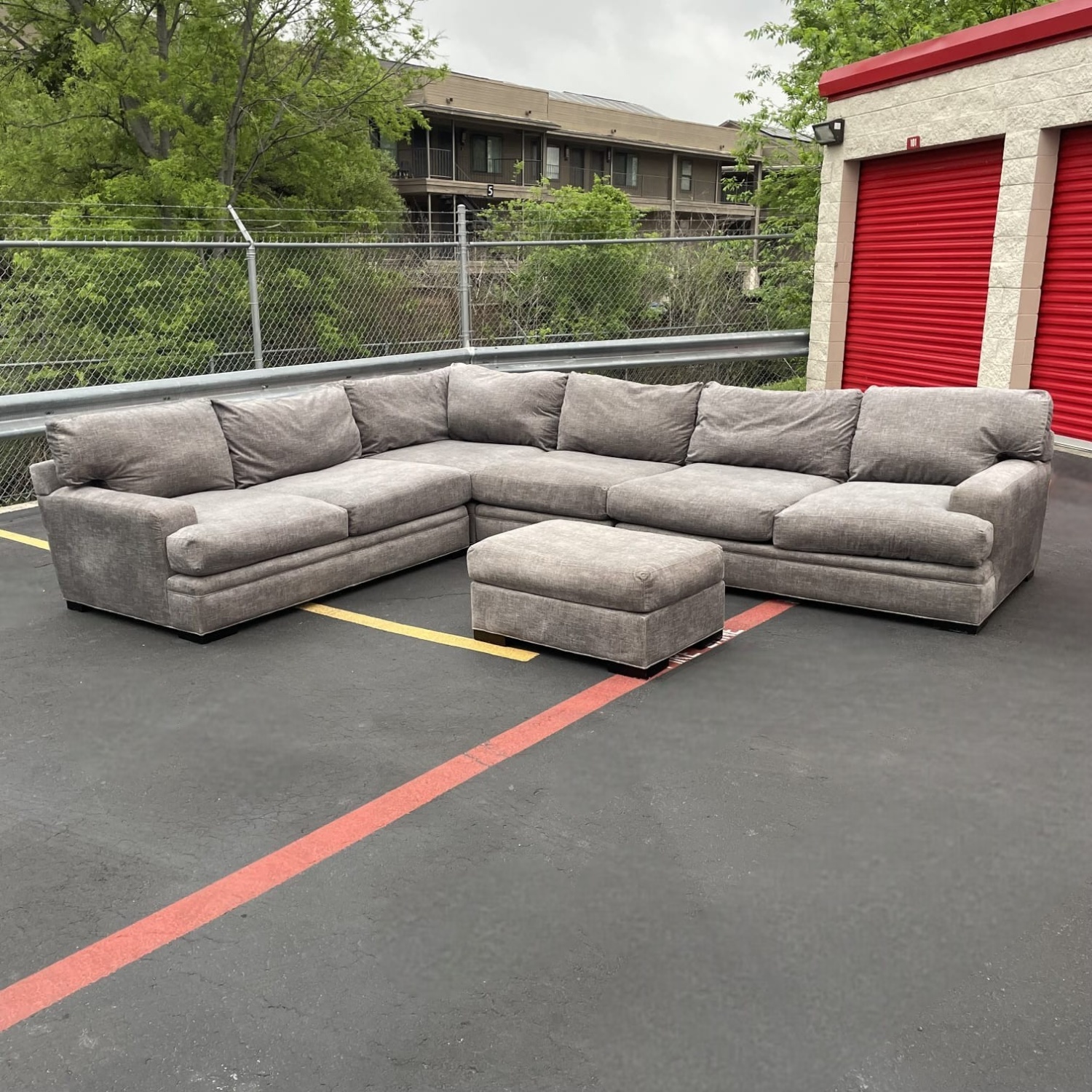 Cindy Crawford 5-pc Sectional Couch with Ottoman Image #1 | Ivy Store