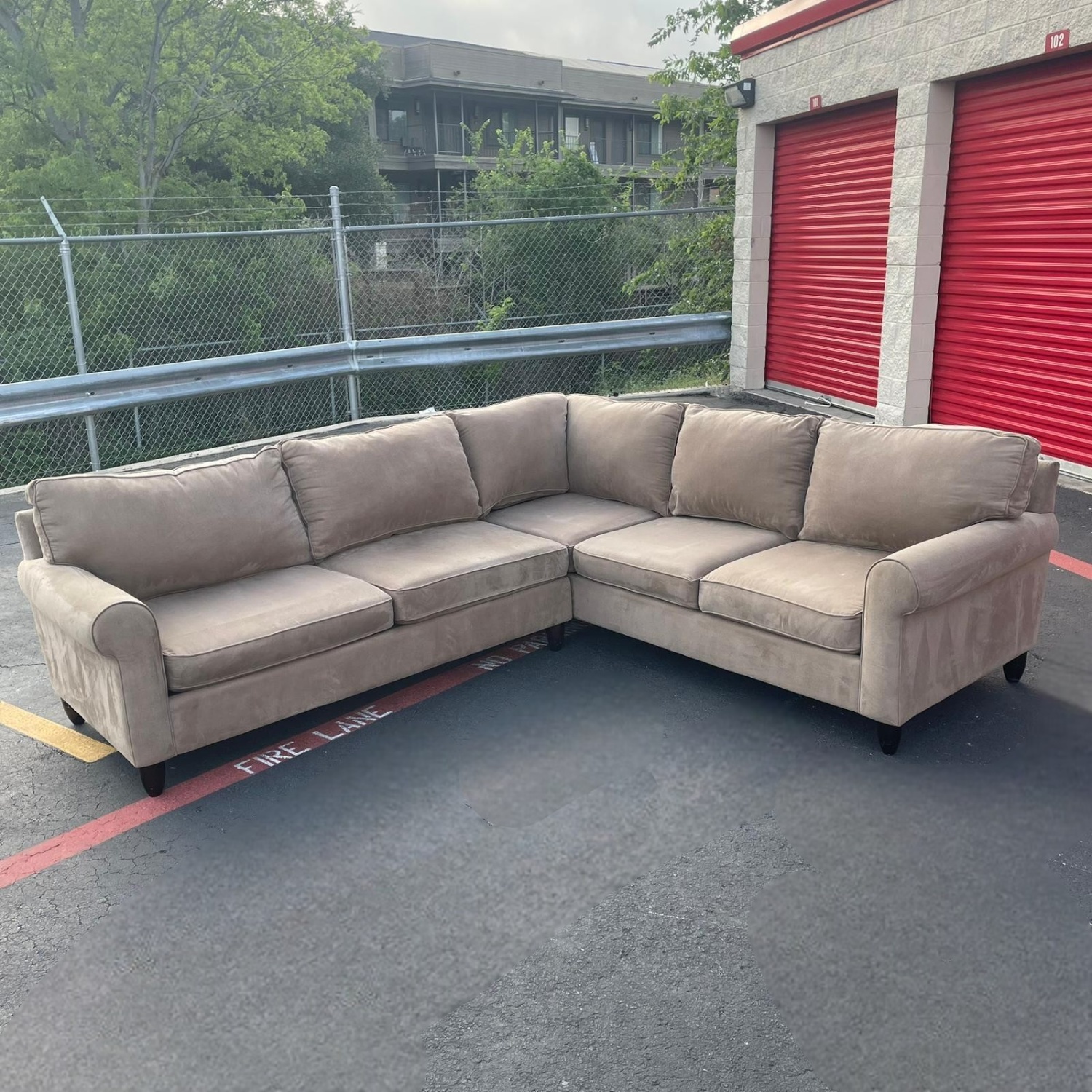 Havertys Microfiber Sectional Couch Image #1 | Ivy Store