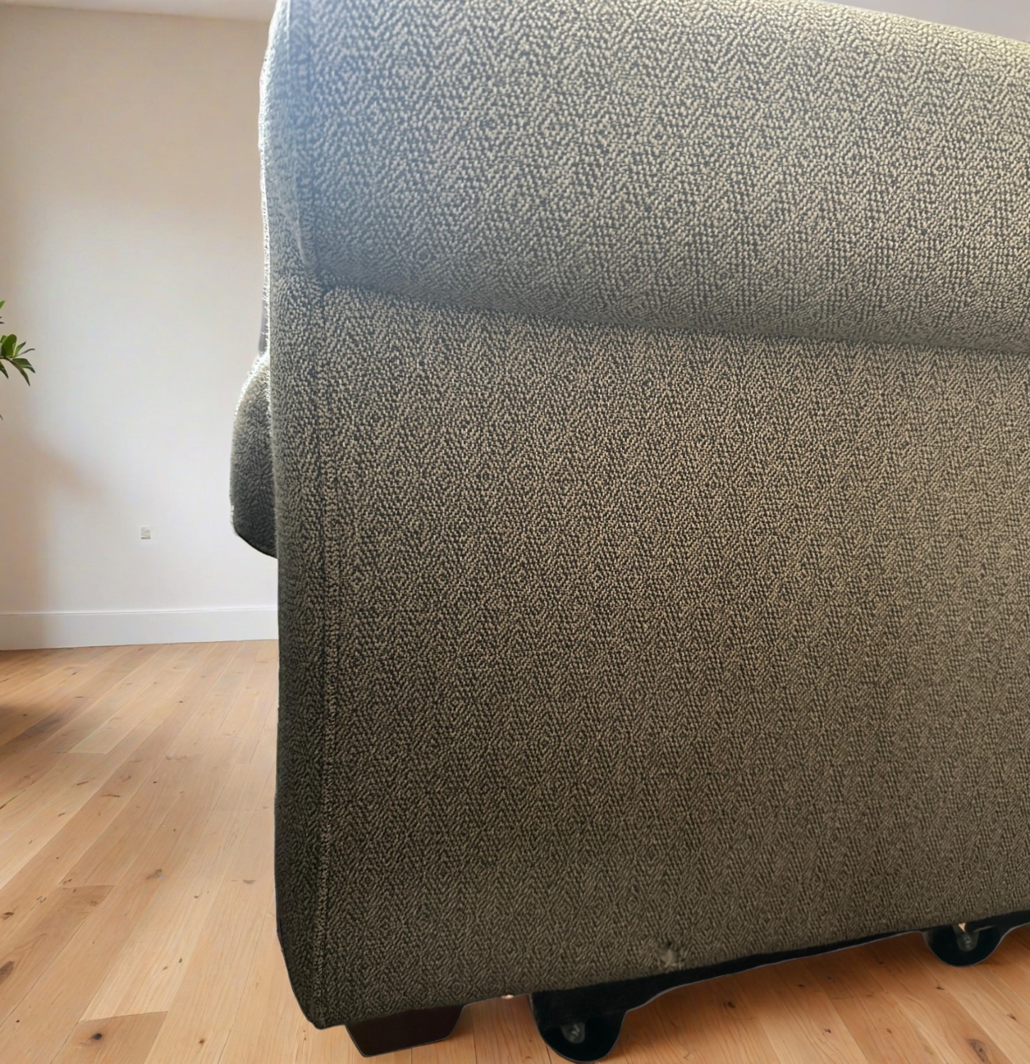 Havertys Sofa image | Ivy Store