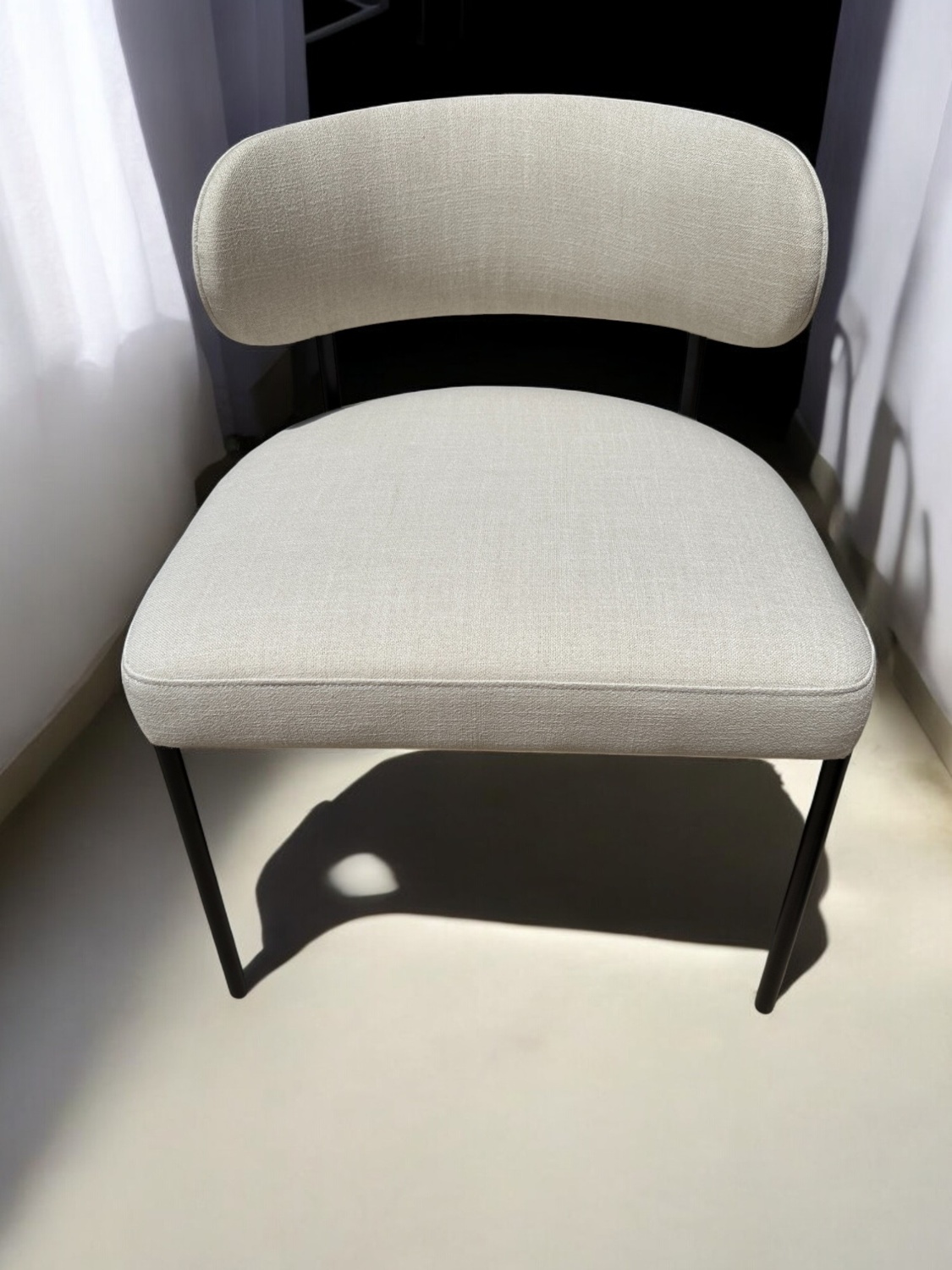 Interior Define Modern Chair RETAIL $420- BRAND NEW Image #1 | Ivy Store