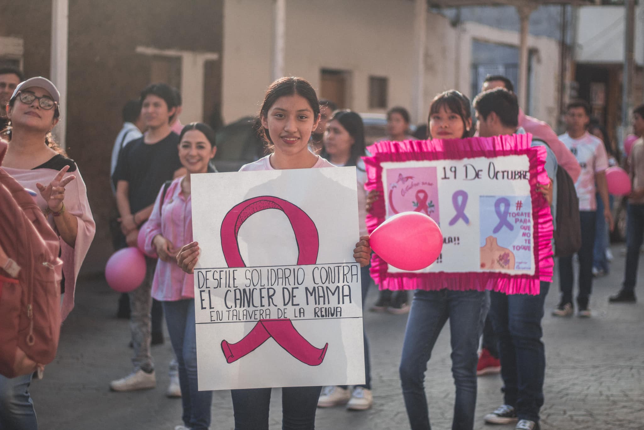 Desfile del Día Internacional de Lucha Contra el Cáncer de Mama