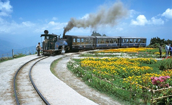 Darjeeling with Sikkim thumbnail 2