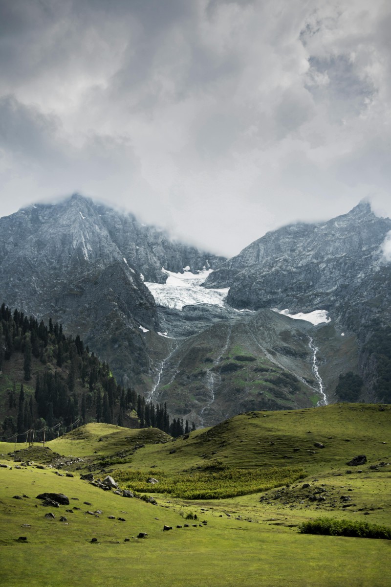 Kashmir Scenic Escape thumbnail 5