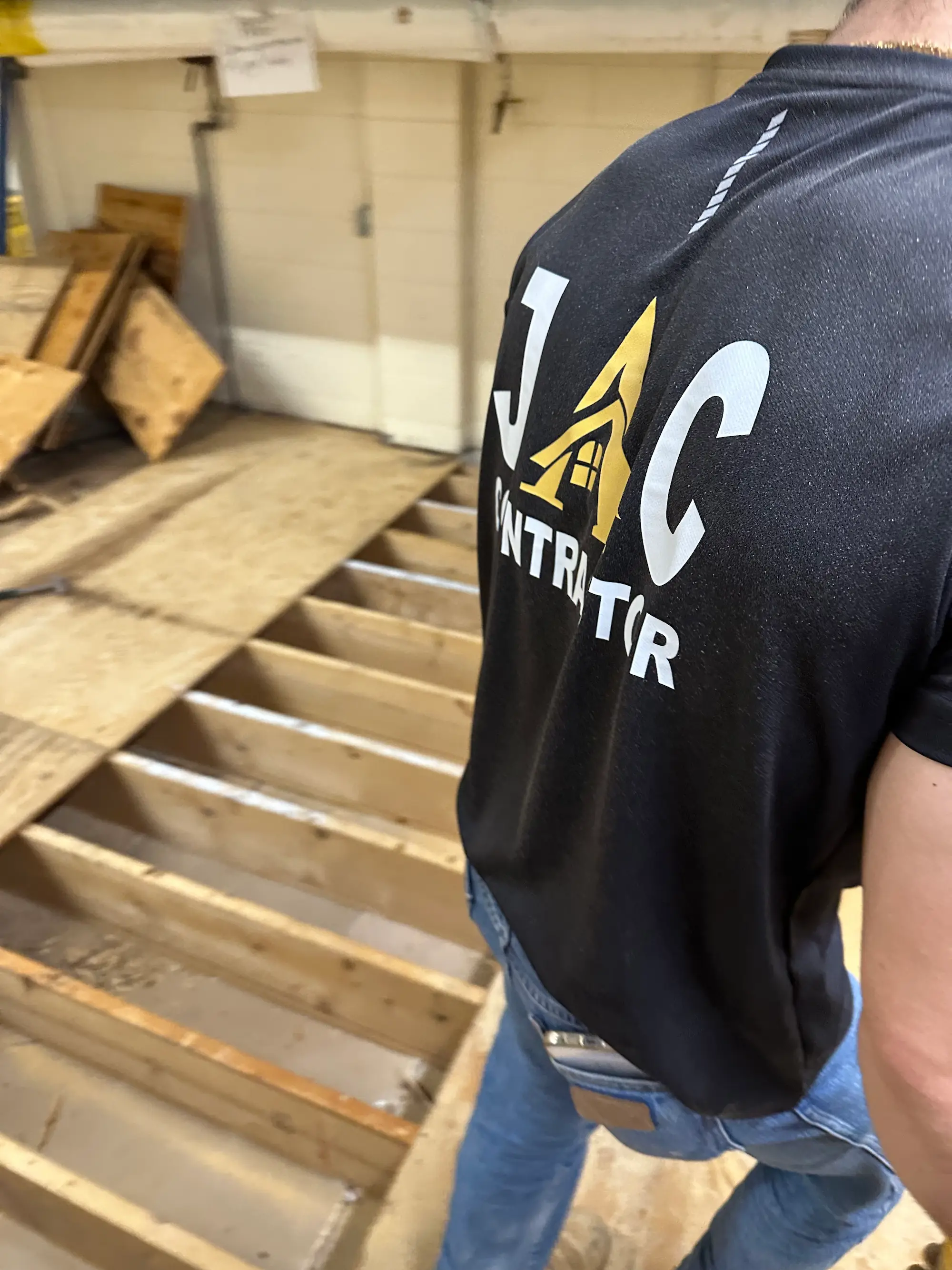 EPOXY INDUSTRIAL FLOOR REPLACEMENT - Service focus: warehouse