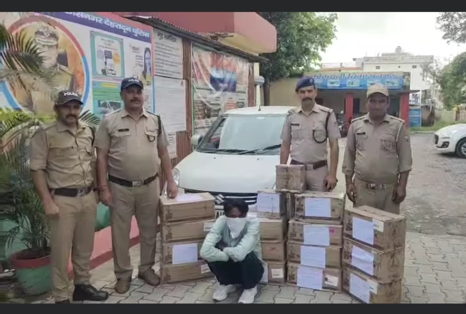 विकासनगर पुलिस की बड़ी कार्रवाई: पंचायत चुनाव से पहले भारी मात्रा मे अवैध शराब पकड़ी