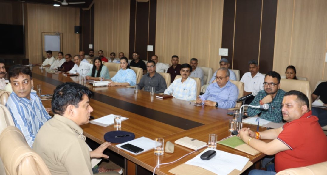 विधानसभा उपाध्यक्ष ने धारटीधार क्षेत्र के गांवों का दौरा कर जानी लोगों की समस्याएं