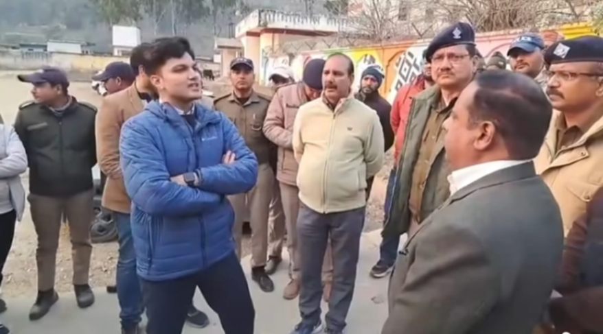 देहरादून में अवैध रूप से रह रही बांग्लादेशी महिला को पुलिस ने गिरफ्तार