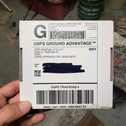 Geloctane  growlog photo: I ordered a couple seeds from seeds here now  Looking for that dead roadkill skunk smell 