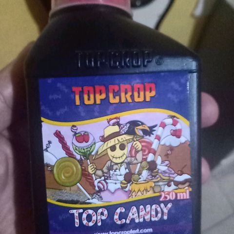 Choco OG growlog photo: Primera vez que se agrega top candy, engordador de cogollos