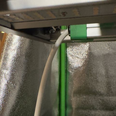 Scrogbomb #1 growlog photo: Start 12/12 Blüte
Installation Ad-Lights IR + DeepRed