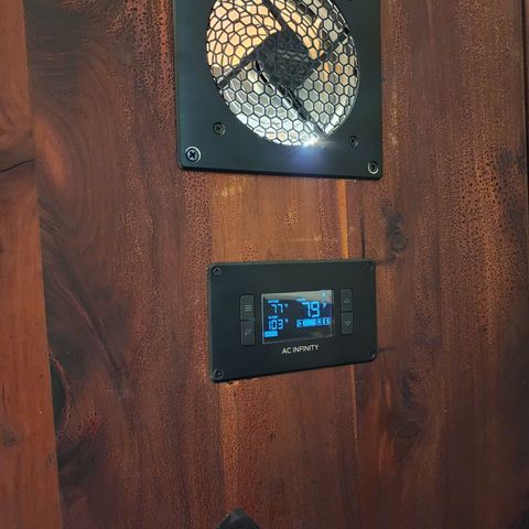 Spliffy Kong growlog photo: Exhaust fan
