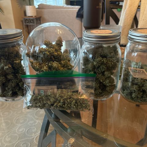 Petree growlog photo: 104 grams. Just under 4 ounces