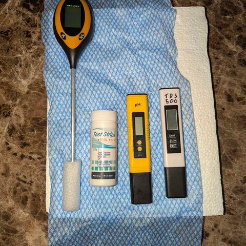 Sour Diesel Autoflower growlog photo: Instruments & Soil Testing Equipment 