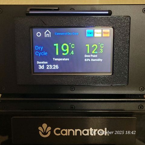 Pearly of Jamaica growlog timeline photo