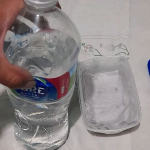 CHALUPAS CBD growlog photo: Se regó agua de botellón a la servilleta 