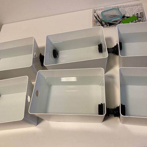 RDWC growlog photo: Соединил ящики Ikea Kuggis, засиликонил соединения