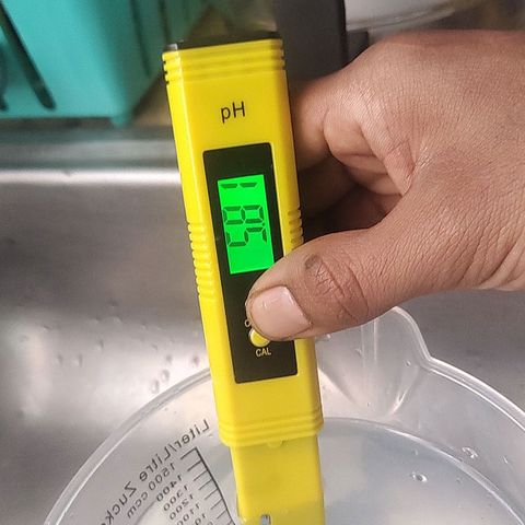 Member OG growlog photo: Parámetros del riego, me falta ***agregar fertilizante para subir EC***