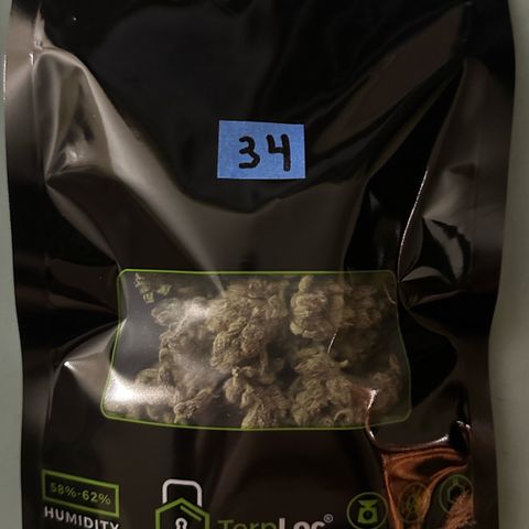 Misc x (LA Kush x Zkittles) #34 15.68g growlog timeline photo