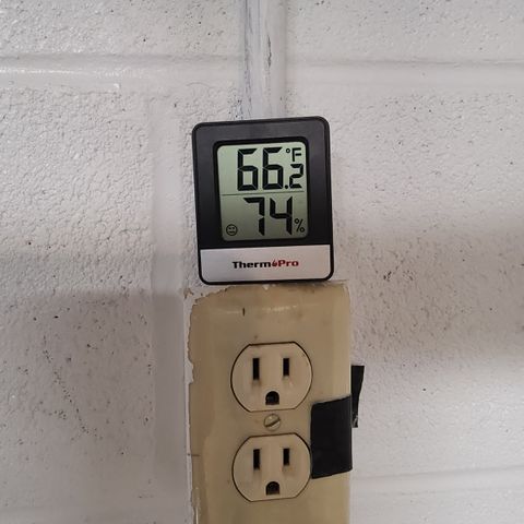#05 Do Si Dos 33  growlog photo: Too Cold
Raise day time and night time temps