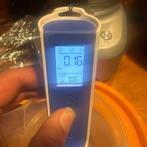 GG#4  growlog photo: Distilled water( Tongariro)