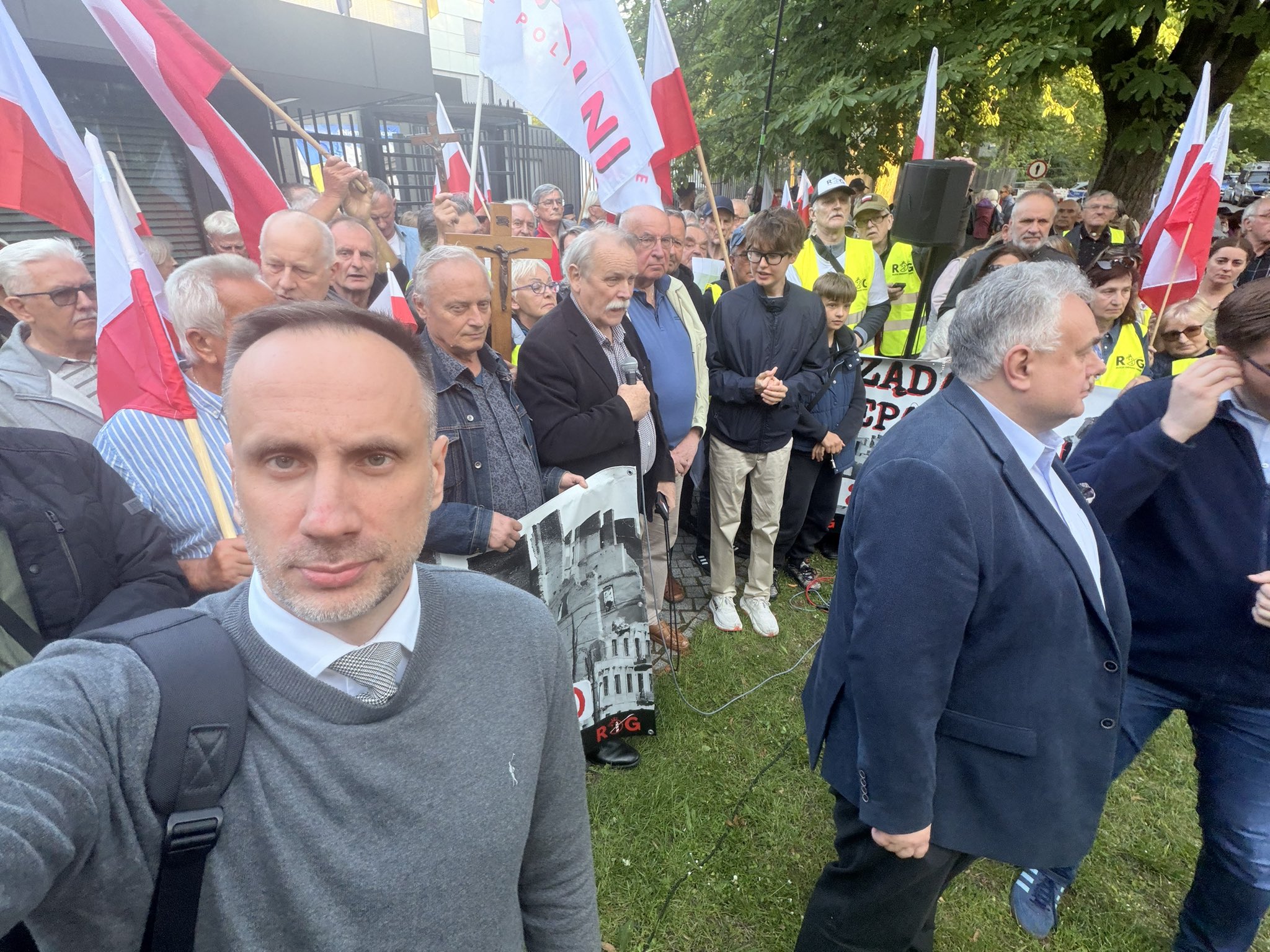 Manifestacja pod niemiecką ambasadą