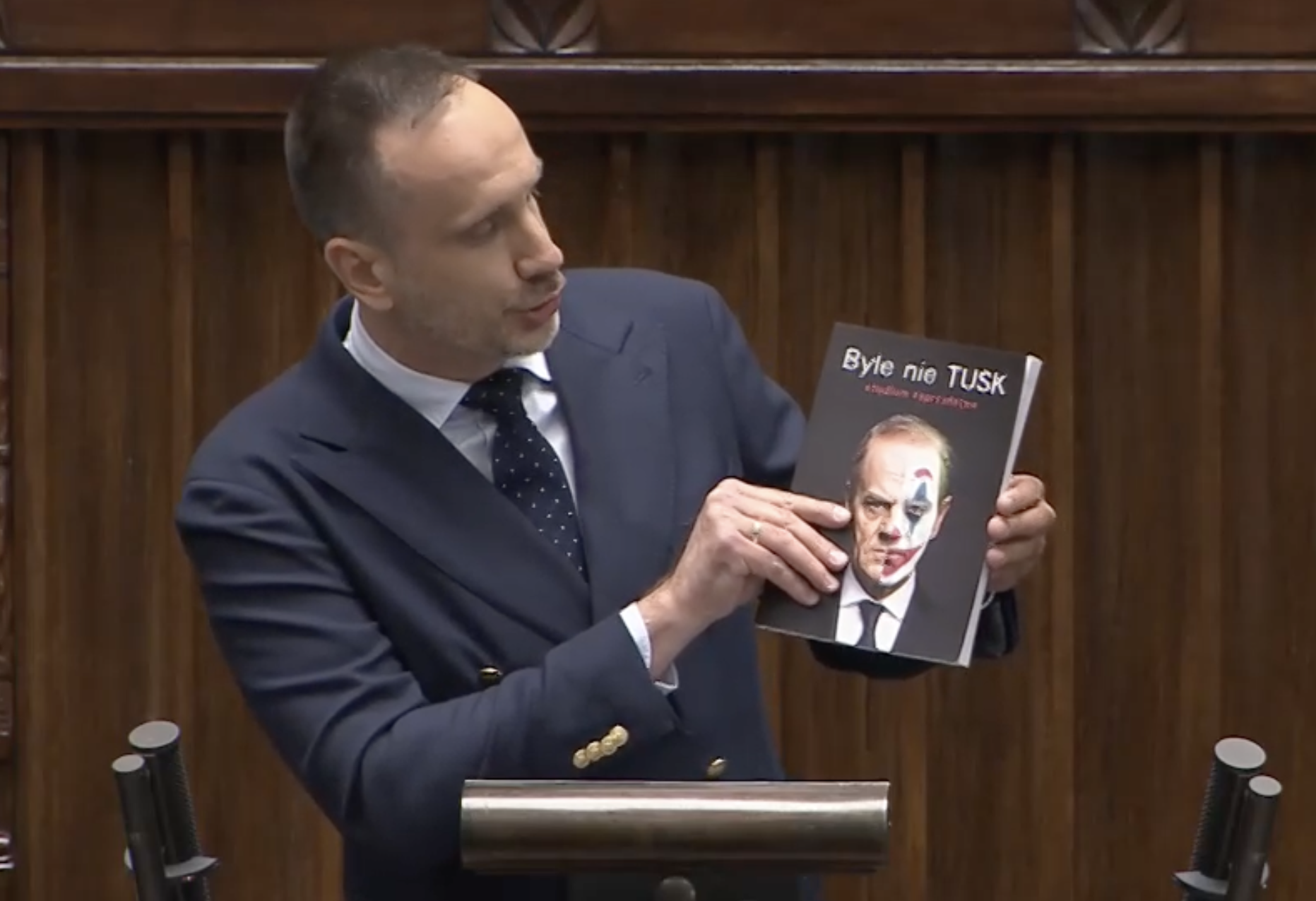 Tusk znowu stchórzył i nie przyszedł do Sejmu