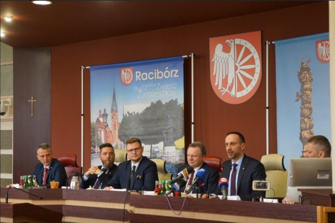 Zdjęcie do artykułu: 1 mln zł na dokumentację połączenia kolejowego Racibórz-Głubczyce-Racławice Śląskie!