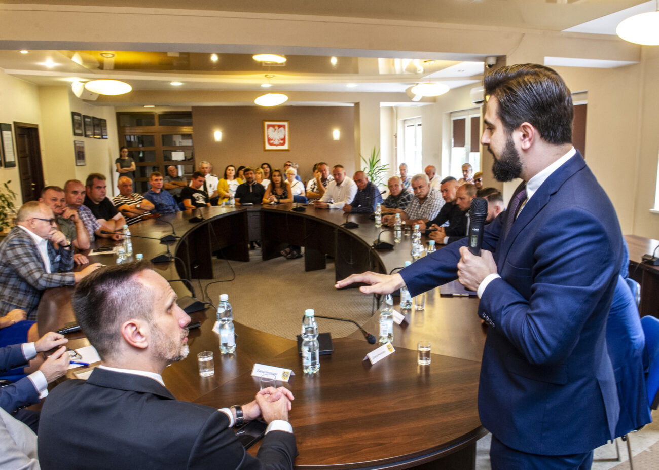 Spotkanie w starostwie z rolnikami indywidualnymi w Namysłowie