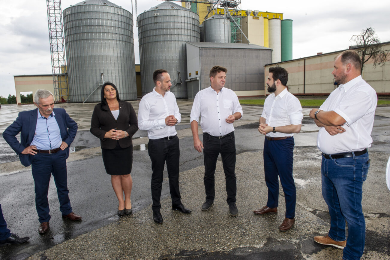 Norbert Kaczmarczyk i Janusz Kowalski w Kombinacie Rolnym Kietrz